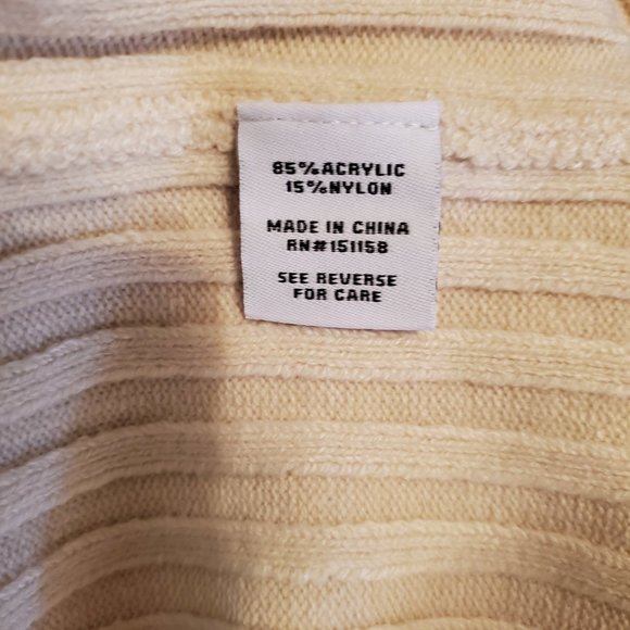 525 Ribbed Button-front Crew Cardigan Sweater - Picture 3 of 3